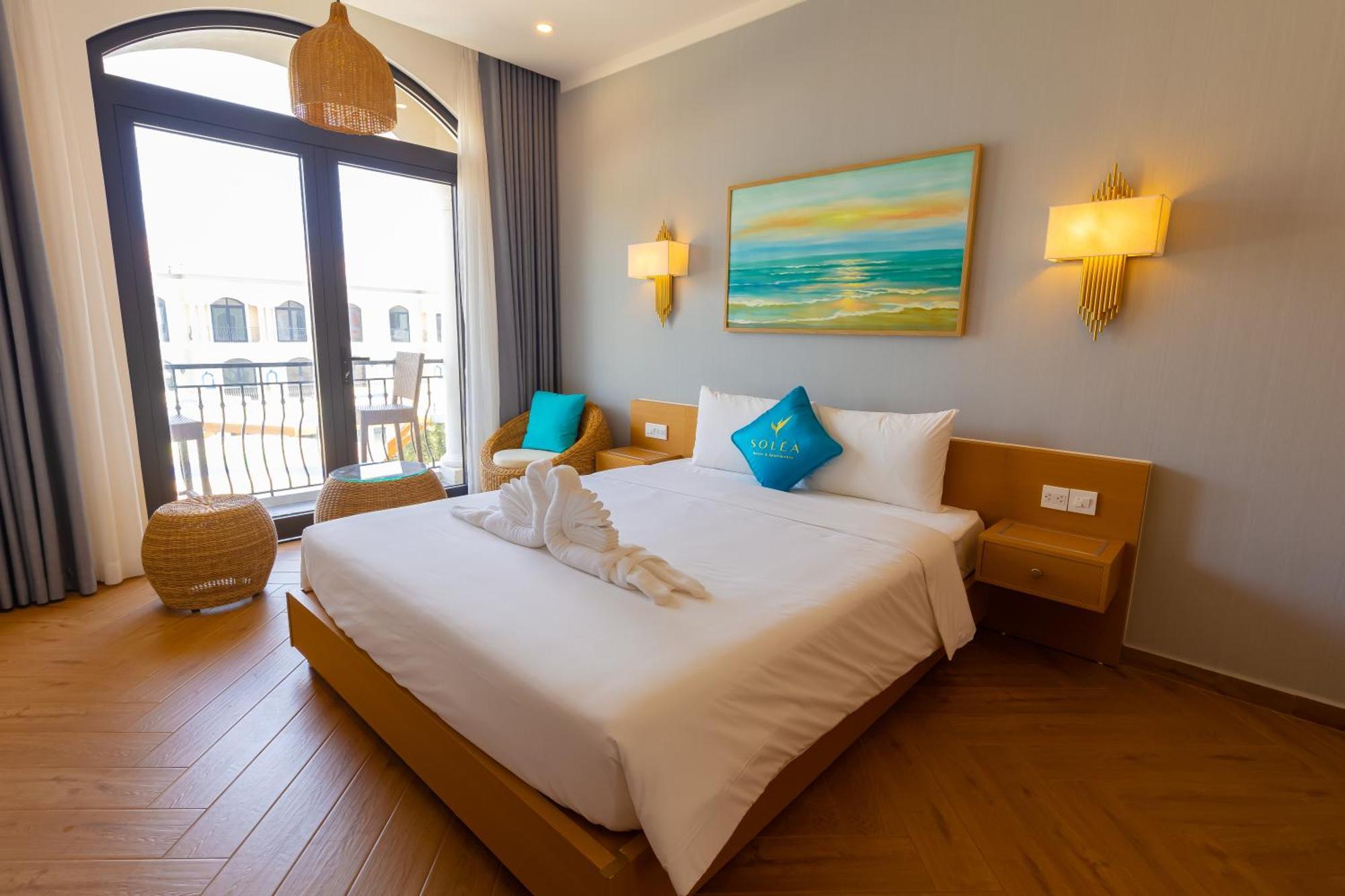 Solea Hotel Grandworld Дуонг-Донг Экстерьер фото