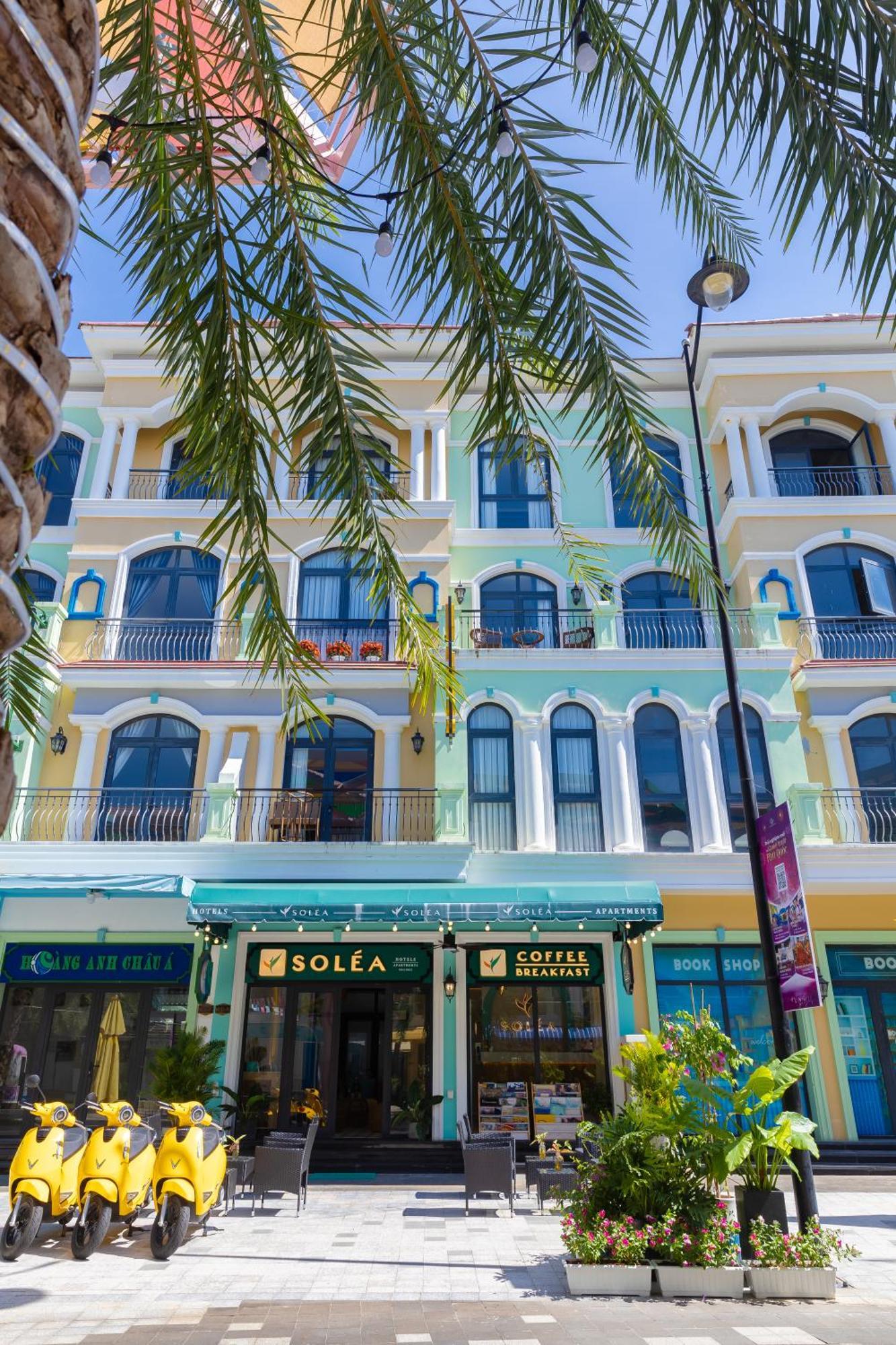 Solea Hotel Grandworld Дуонг-Донг Экстерьер фото