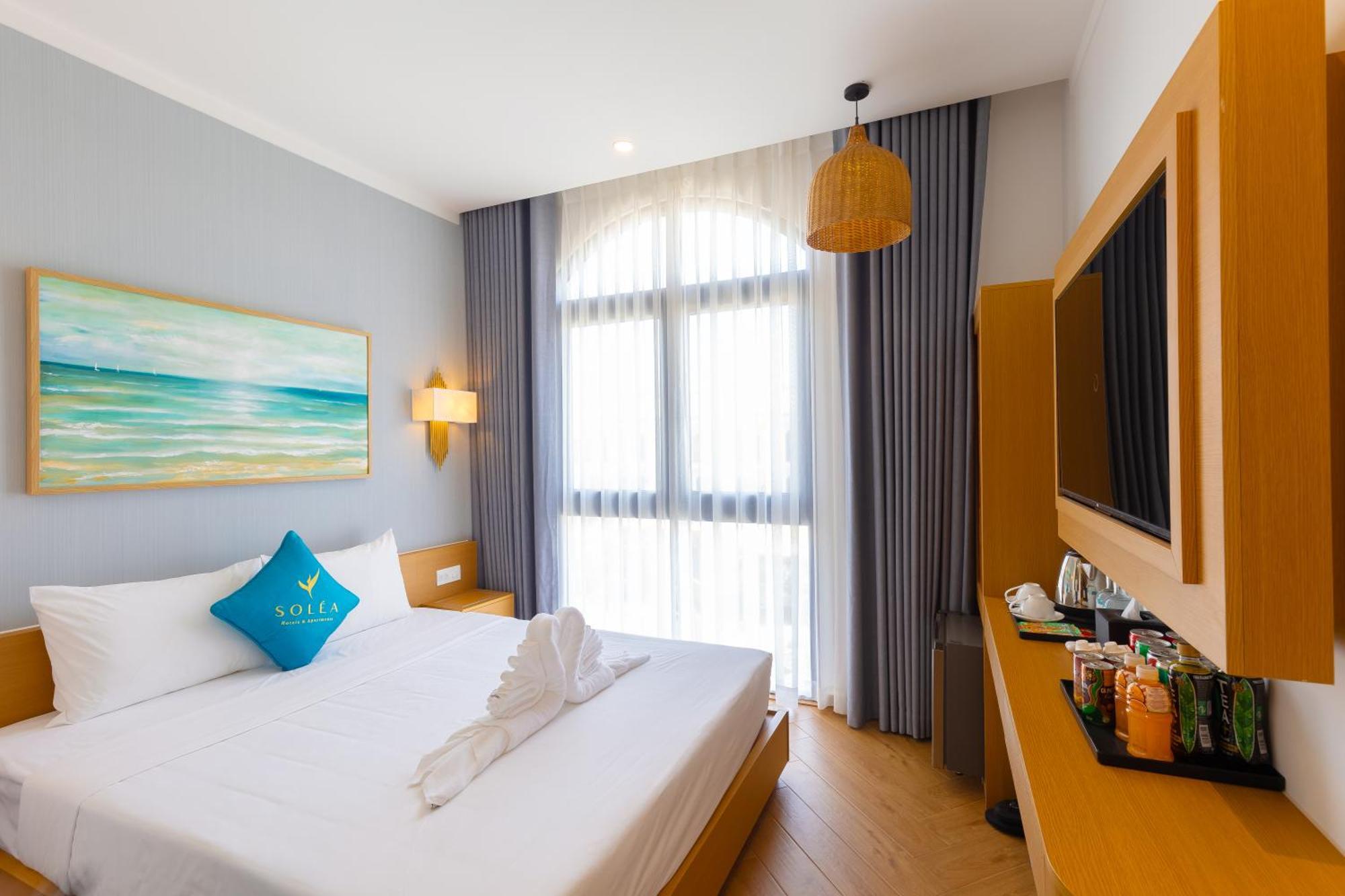 Solea Hotel Grandworld Дуонг-Донг Экстерьер фото